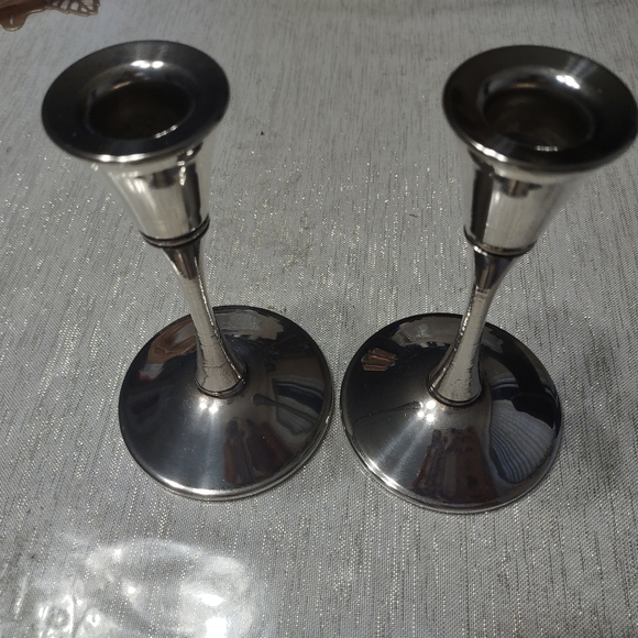 Pair of Valero Goblet Styled Candle Holders - Picture 1 of 3